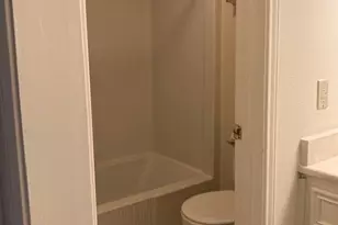 502 W 17th St, Austin, TX 78701 - Photo 5