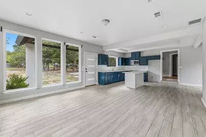 118 Camino De Agua, Elgin, TX 78621 - Photo 7