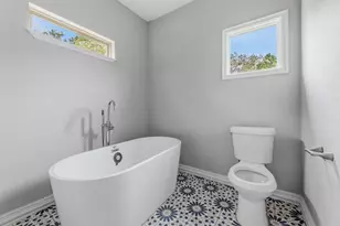 118 Camino De Agua, Elgin, TX 78621 - Photo 31