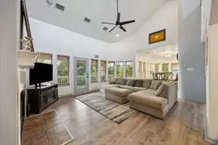 602 Jessie St, Austin, TX 78704 - Photo 5