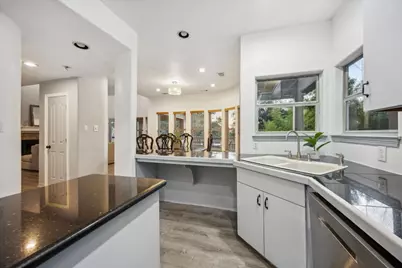 602 Jessie Street, Austin, TX 78704 - Photo 11