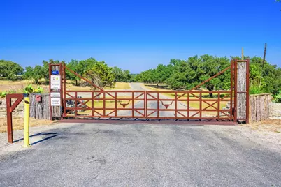 1495 Walnut Springs Road, Johnson City, TX 78636 - Photo 23