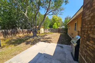 1648 Eastwood Dr, Seguin, TX 78155 - Photo 23