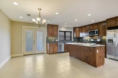 1300 Morgan Lane, Austin, TX 78704 - Photo 5
