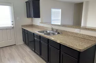 217 Denson Ln, Jarrell, TX 76537 - Photo 5