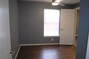 2317 E 2nd St, Austin, TX 78702 - Photo 7