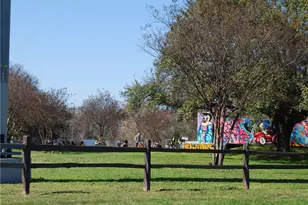 2317 E 2nd St, Austin, TX 78702 - Photo 27