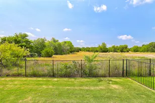 645 Treaty Oak Dr, Georgetown, TX 78628 - Photo 33