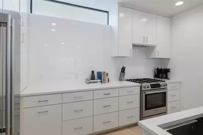 3406 E 17th Street #5, Austin, TX 78721 - Photo 7