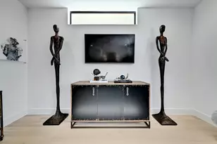 3406 E 17th St, Austin, TX 78721 - Photo 3