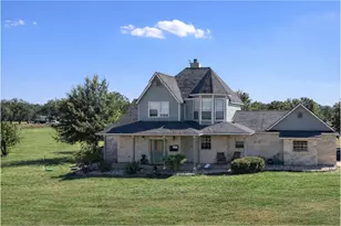 913 Co Rd 220, Florence, TX 76527 - Photo 1