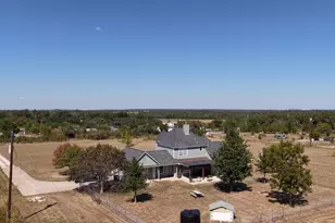 913 Co Rd 220, Florence, TX 76527 - Photo 27