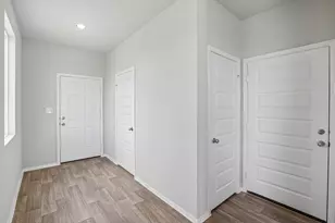 108 Cider Crk Dr, Elgin, TX 78621 - Photo 5