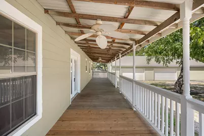 808 N Water Street, Burnet, TX 78611 - Photo 5
