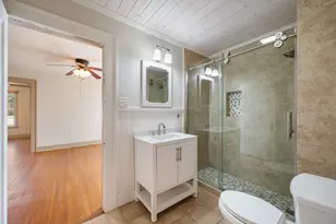 808 N Water St, Burnet, TX 78611 - Photo 15