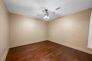 808 N Water St, Burnet, TX 78611 - Photo 17