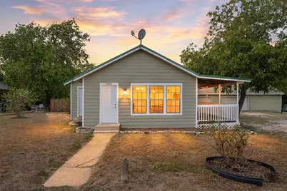 808 N Water Street, Burnet, TX 78611 - Photo 1
