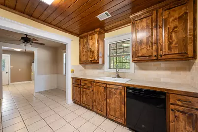 808 N Water Street, Burnet, TX 78611 - Photo 11
