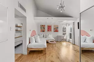 1000 W 26th St, Austin, TX 78705 - Photo 3