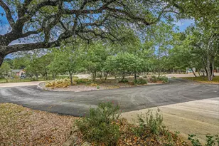 106 Freedom Dr, Wimberley, TX 78676 - Photo 3