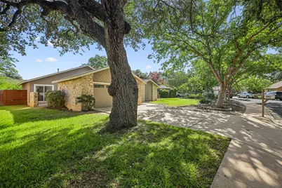 4713 Trail Crest Circle, Austin, TX 78735 - Photo 33
