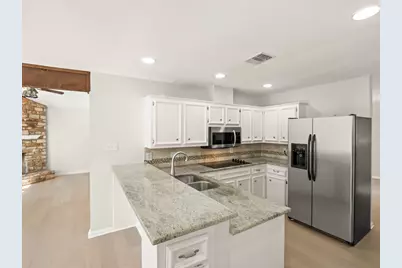 4713 Trail Crest Circle, Austin, TX 78735 - Photo 11