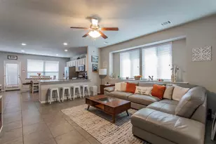 352 S Brook Dr, Leander, TX 78641 - Photo 5