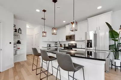 9710 Tanglemede Street, Austin, TX 78748 - Photo 11