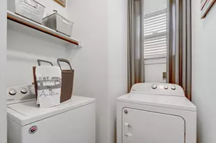 9710 Tanglemede St, Austin, TX 78748 - Photo 15