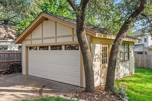 10806 Wintergreen Hill, Austin, TX 78750 - Photo 35