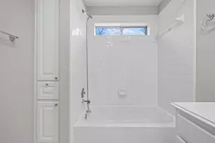 9804 Parliament House Rd, Austin, TX 78729 - Photo 21