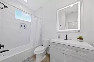 2220 Yellow Jacket Ln, Austin, TX 78741 - Photo 31