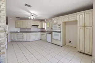 166 Turkey Run, Meadowlakes, TX 78654 - Photo 9