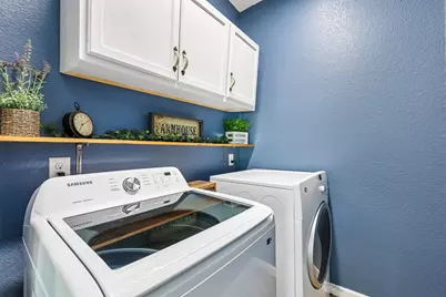 106 Eland Avenue, Bastrop, TX 78602 - Photo 35