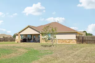 106 Eland Ave, Bastrop, TX 78602 - Photo 37