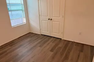 6917 Colorado Bluffs Rd, Austin, TX 78744 - Photo 11