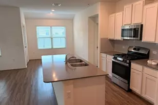 6917 Colorado Bluffs Rd, Austin, TX 78744 - Photo 3