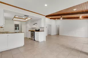 9002 Bubbling Springs Trail, Austin, TX 78729 - Photo 7