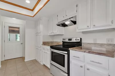 9002 Bubbling Springs Trail, Austin, TX 78729 - Photo 5