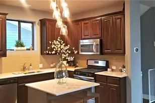 2020 Tripshaw Ln, Austin, TX 78741 - Photo 7