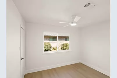 13210 Woodthorpe Street, Austin, TX 78729 - Photo 17