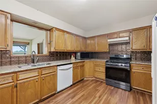 21404 Martin Ln, Pflugerville, TX 78660 - Photo 9