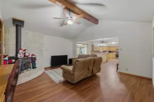 21404 Martin Ln, Pflugerville, TX 78660 - Photo 3