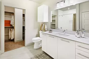 2727 Travis St, Houston, TX 77006 - Photo 13