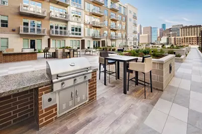 2727 Travis Street #818, Houston, TX 77006 - Photo 21