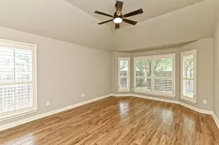 10009 Buffalo Lake Ln, Austin, TX 78747 - Photo 19
