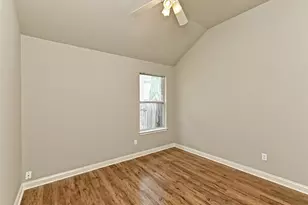 10009 Buffalo Lake Ln, Austin, TX 78747 - Photo 23
