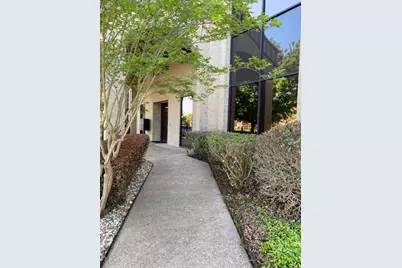 10816 Crown Colony Drive, Austin, TX 78747 - Photo 5