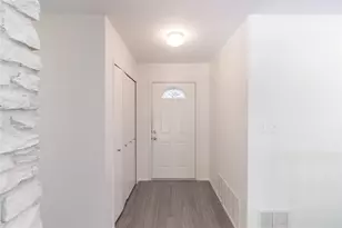906 Red Cliff Dr, Austin, TX 78758 - Photo 3
