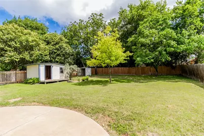 906 Red Cliff Drive, Austin, TX 78758 - Photo 19
